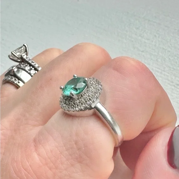 ⚡️SALE⚡️Moissanite and diamond ring. Sterling silver size 6 - Picture 3 of 6